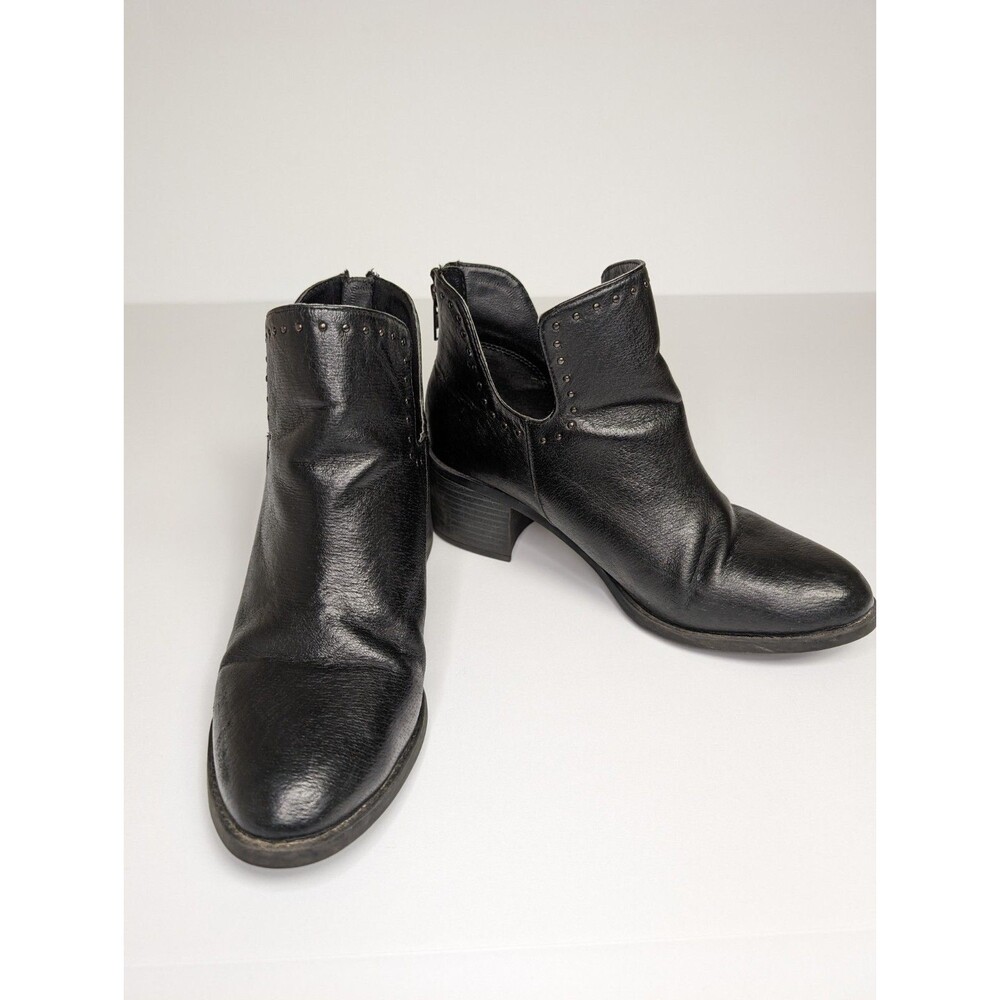 Steve Madden Pull On Black Leather Ankle Boots Studded Women's Size 7.5